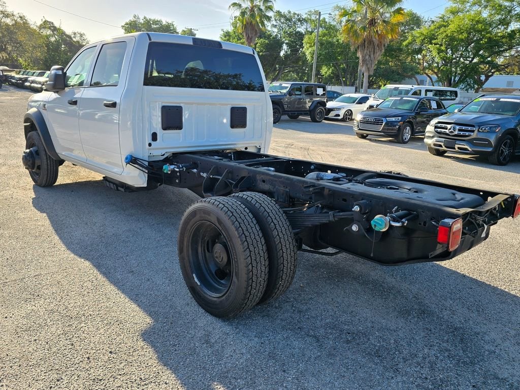 New 2025 Ram 5500 Chassis Cab TRADESMAN CHASSIS CREW CAB 4X4 60' CA Pickup