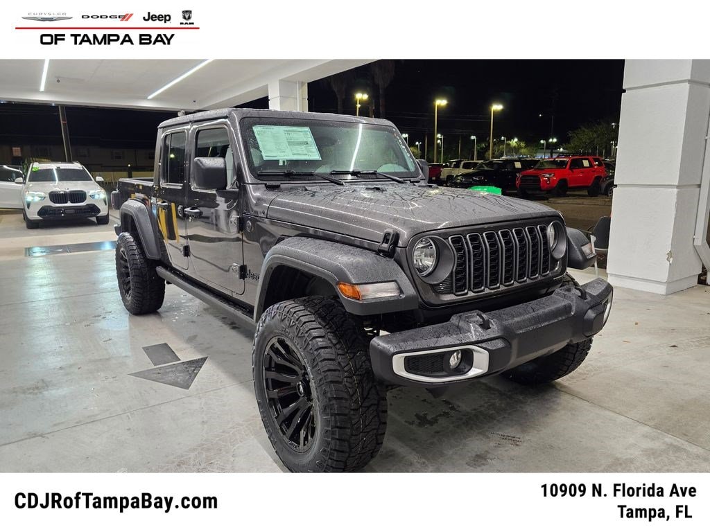 New 2026 Jeep Gladiator SPORT 4X4 Pickup