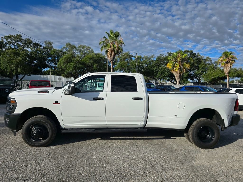 New 2026 Ram 3500 TRADESMAN CREW CAB 4X4 8' BOX Pickup