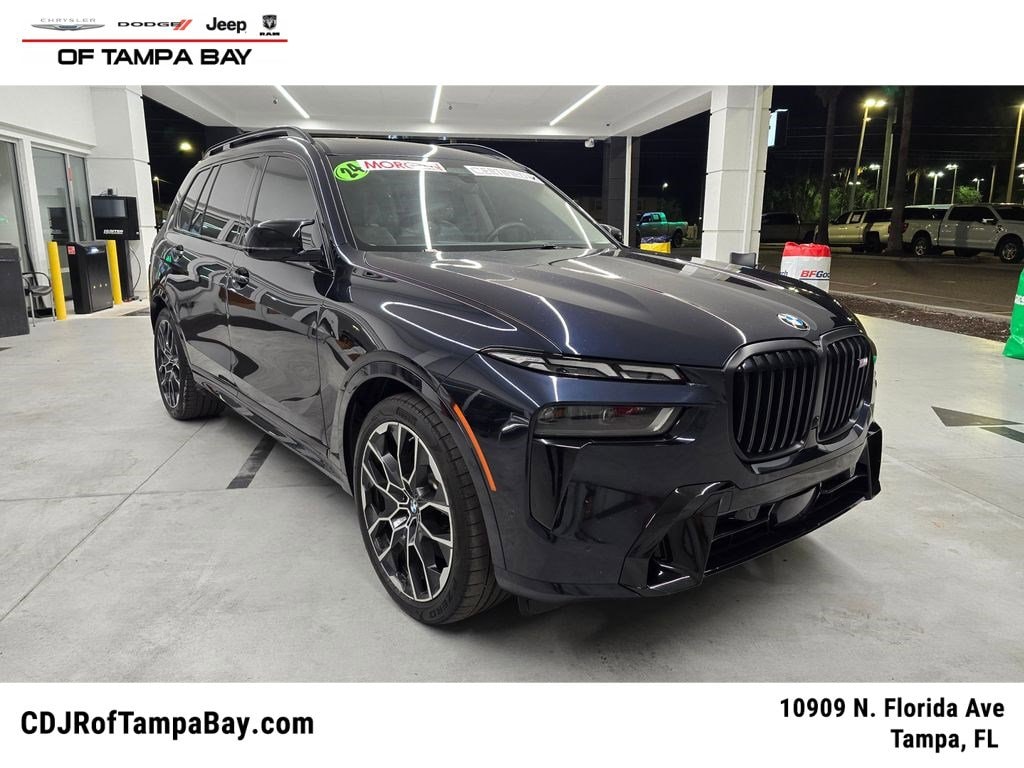2024 BMW X7 M60i's photo