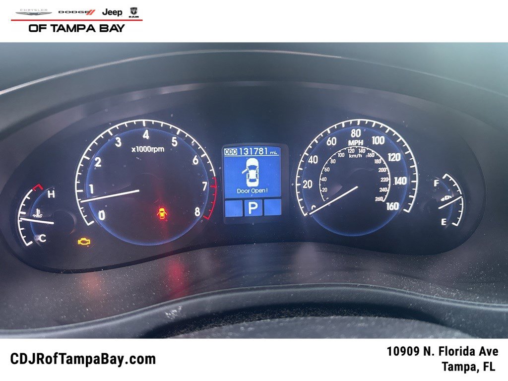 2009 Hyundai Genesis 3.8's photo