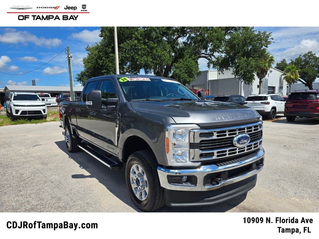Certified 2024 Ford Super Duty F-350 SRW XLT