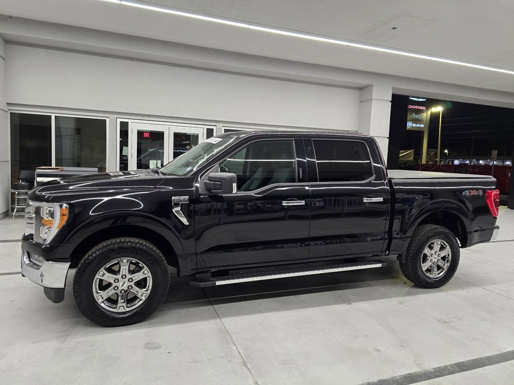 2022 Ford F-150 XLT photo 3