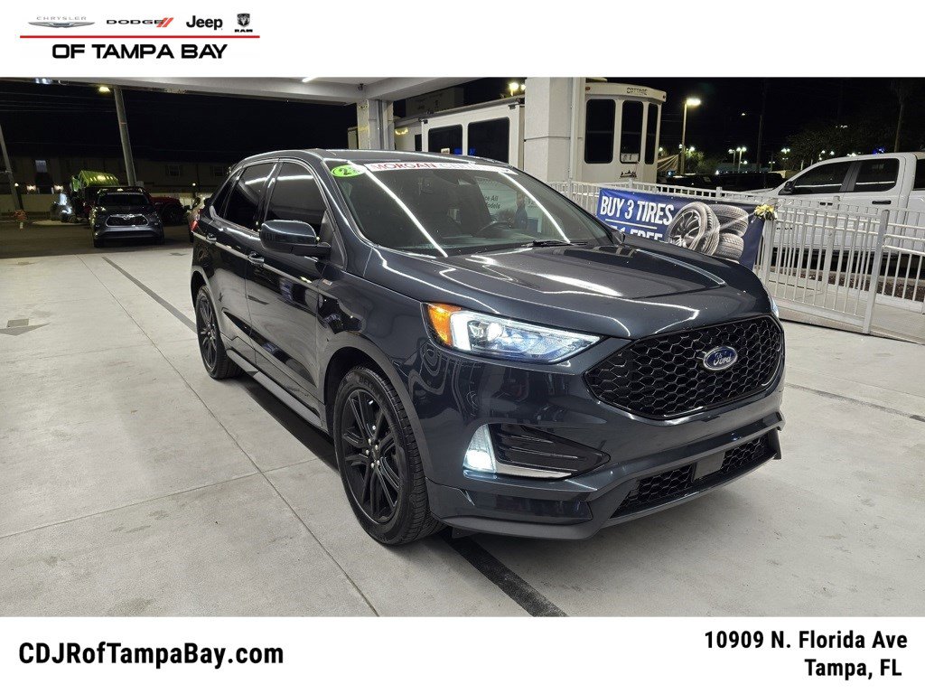 2022 Ford Edge ST-Line's photo