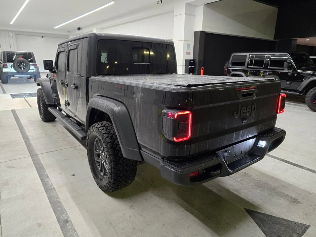 Used 2025 Jeep Gladiator Sport S Sport S 4x4