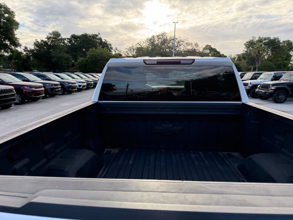 2023 Chevrolet Silverado 1500 LT Trail Boss - Photo 6