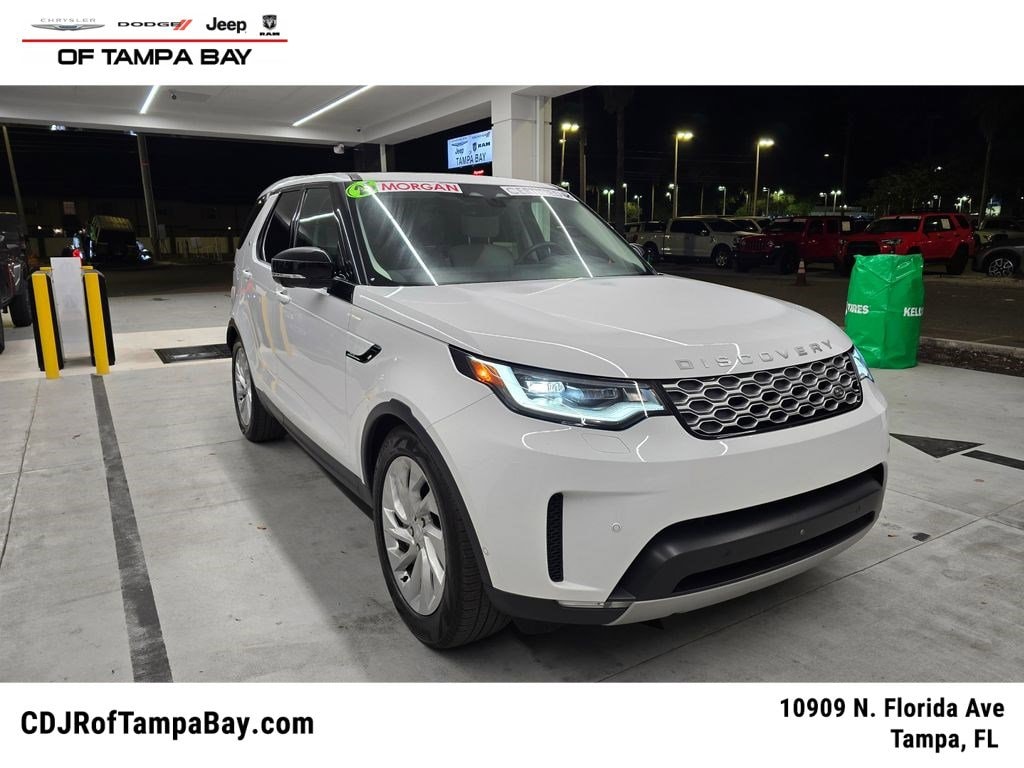2025 Land Rover Discovery P300 S's photo