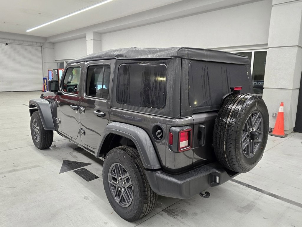 New 2026 Jeep Wrangler 4-DOOR SPORT S Sport Utility