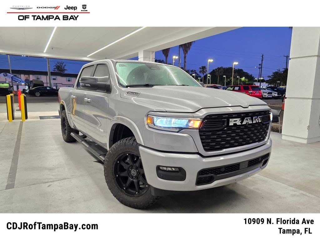 New 2026 Ram 1500 BIG HORN CREW CAB 4X4 5'7 BOX Pickup