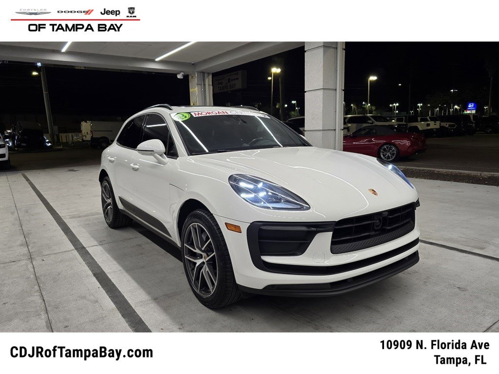 2023 Porsche Macan T's photo