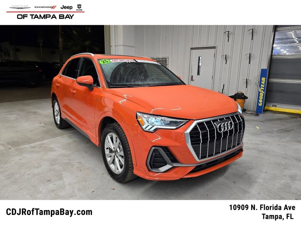 2025 Audi Q3 45 TFSI S Line Premium quattro's photo