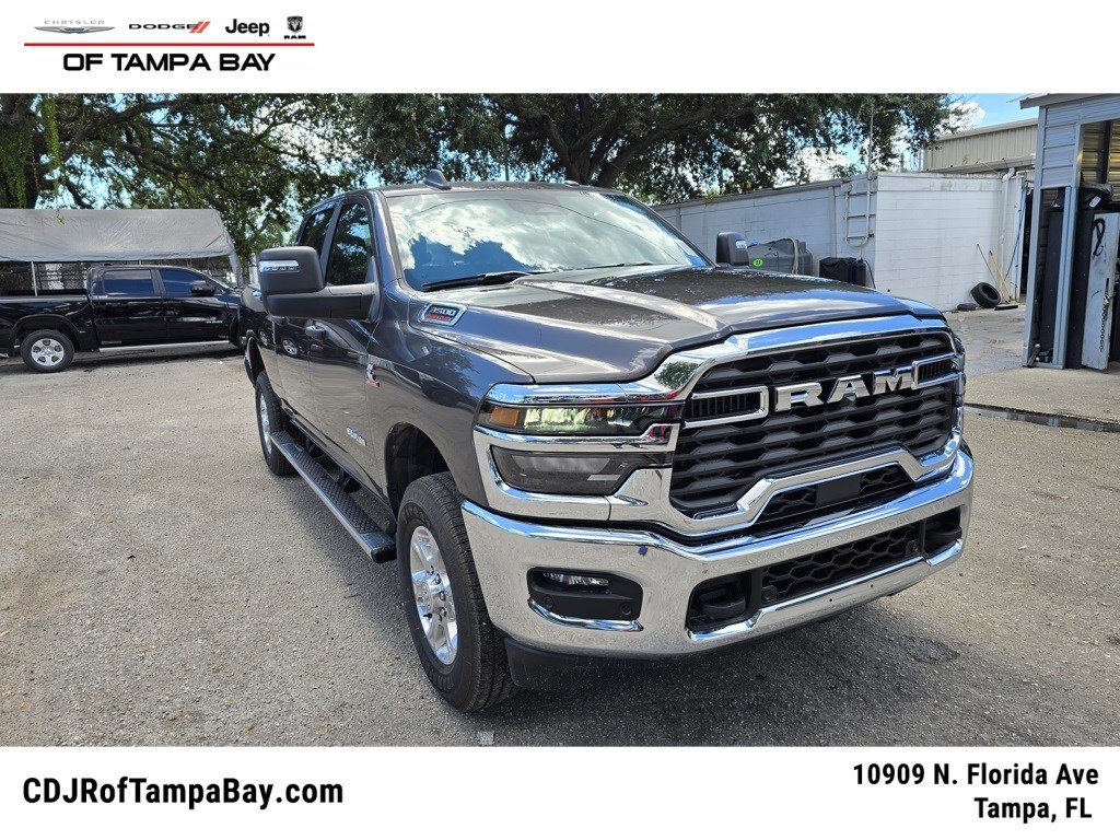 2026 RAM Ram 3500 Pickup Big Horn's photo