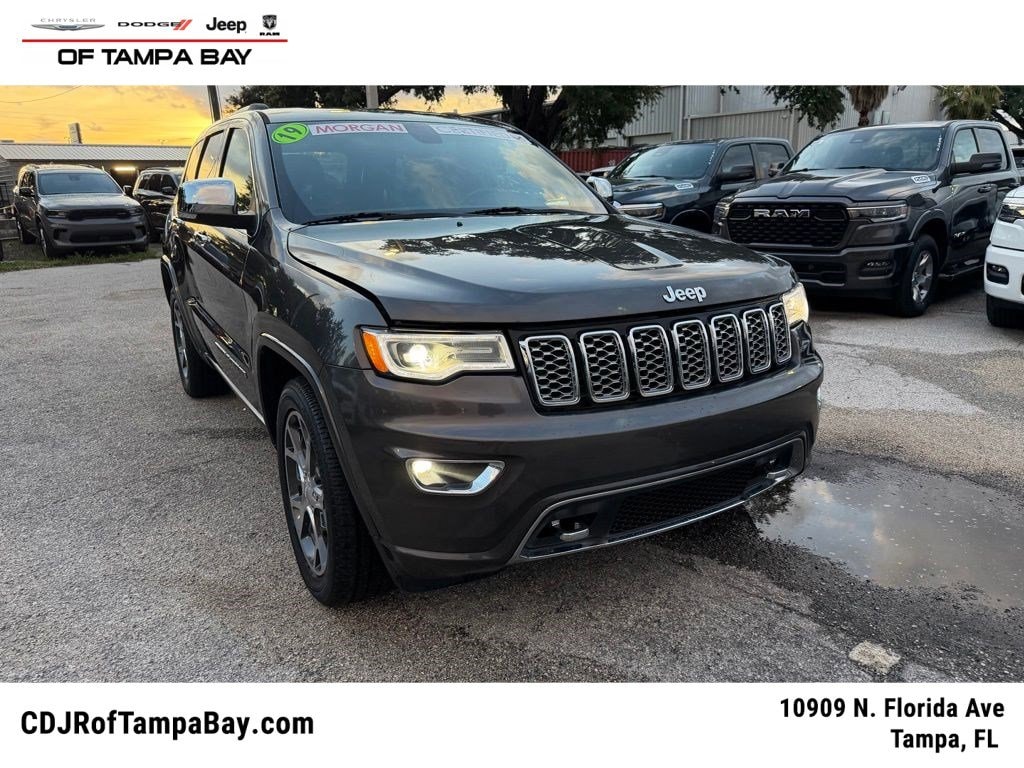 2019 Jeep Grand Cherokee Overland's photo