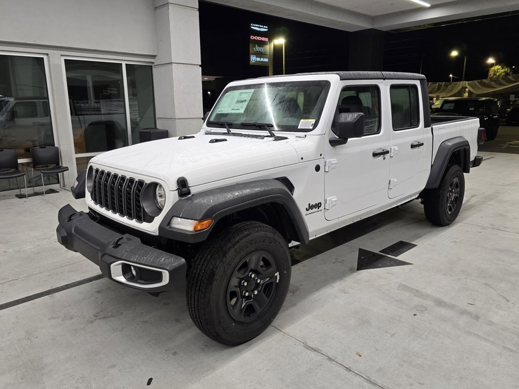 New 2025 Jeep Gladiator SPORT 4X4 Pickup