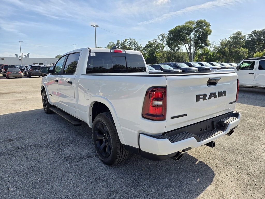 2025 Ram 1500 Big Horn photo 3