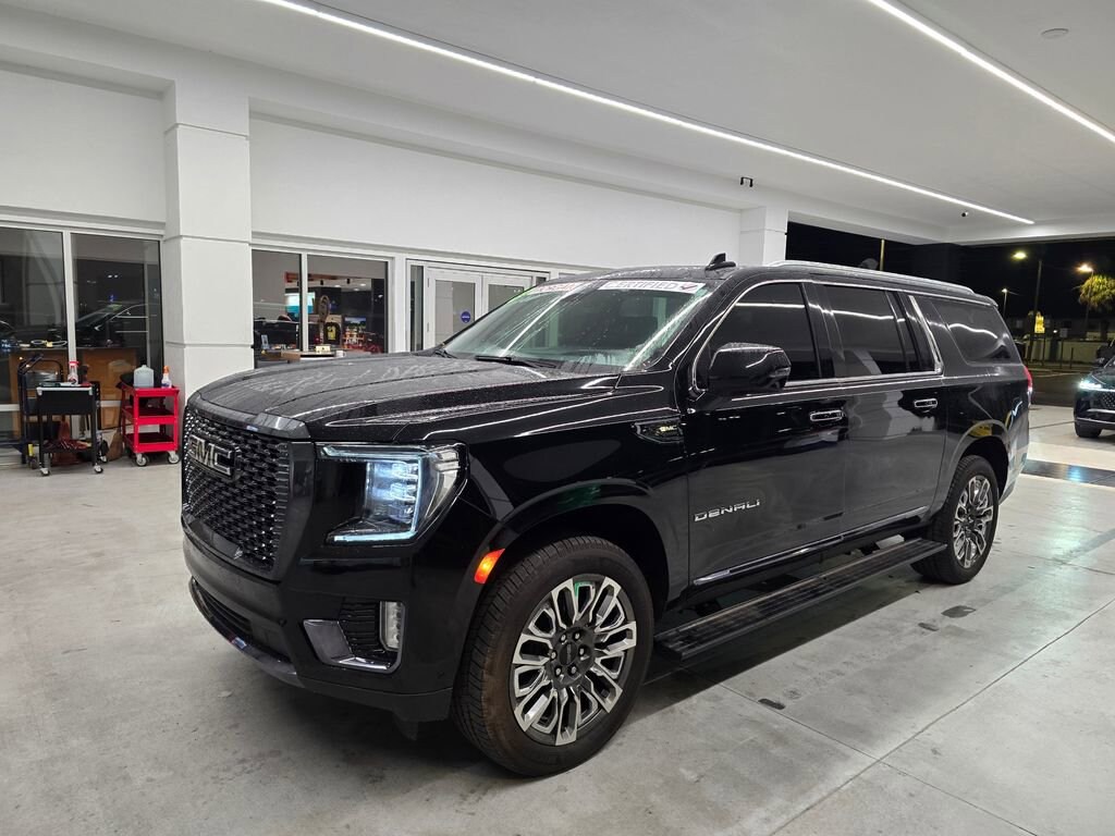 Used 2023 GMC Yukon XL Denali Ultimate 4WD Denali Ultimate