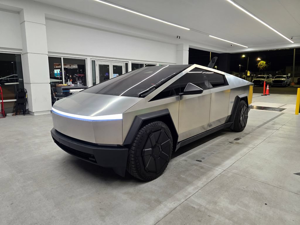Used 2024 Tesla Cybertruck Cyberbeast with VIN 7G2CEHEE7RA033846 for sale in Tampa, FL