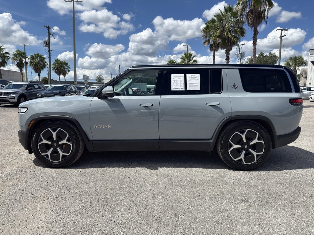 2023 Rivian R1S Adventure photo 3