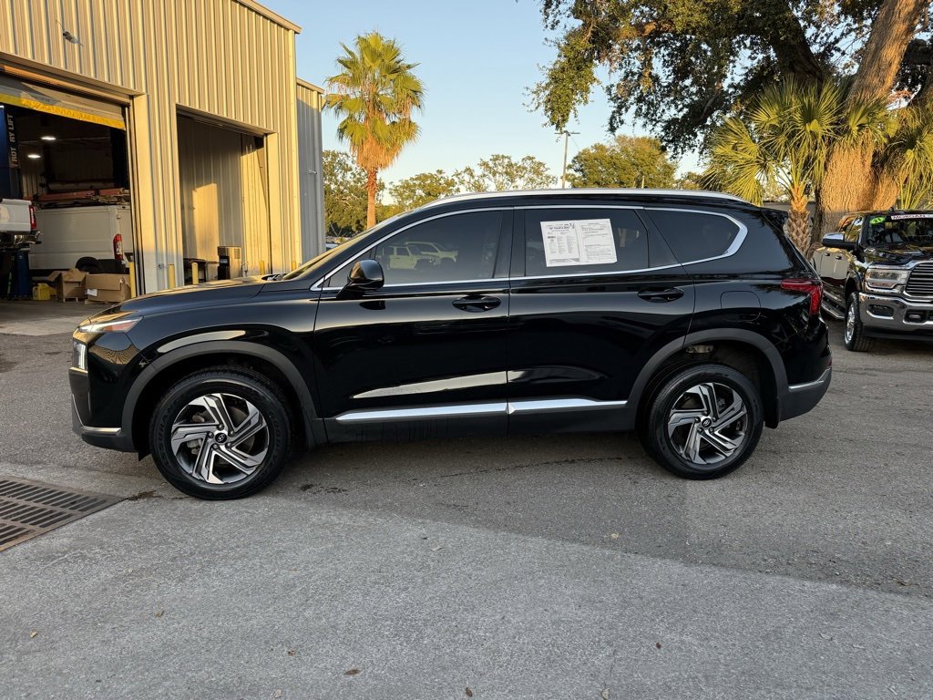 2022 Hyundai Santa Fe SEL photo 3