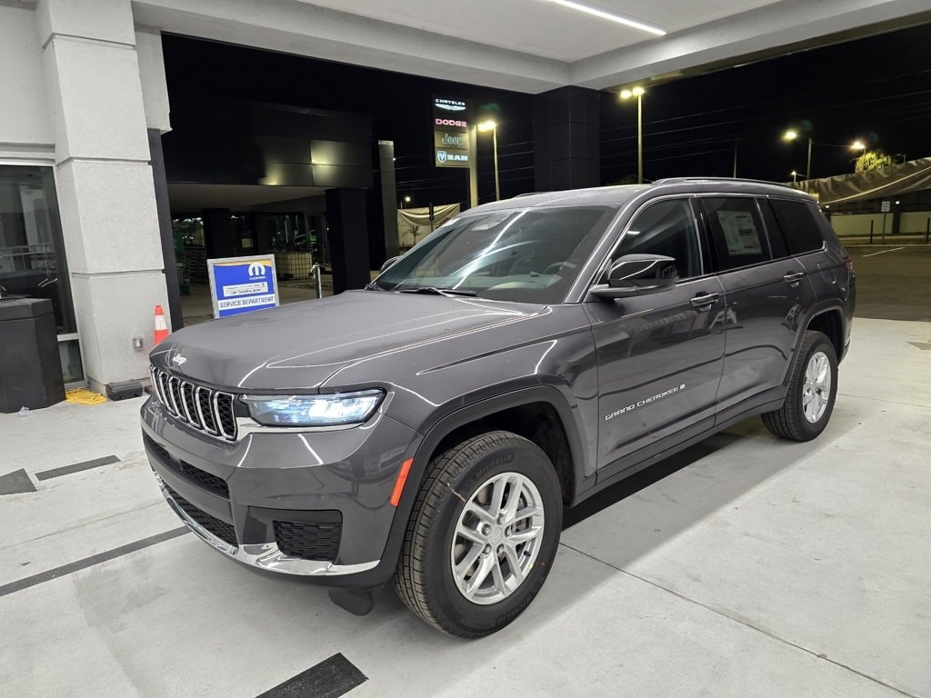 New 2025 Jeep Grand Cherokee L LAREDO X 4X2 Sport Utility