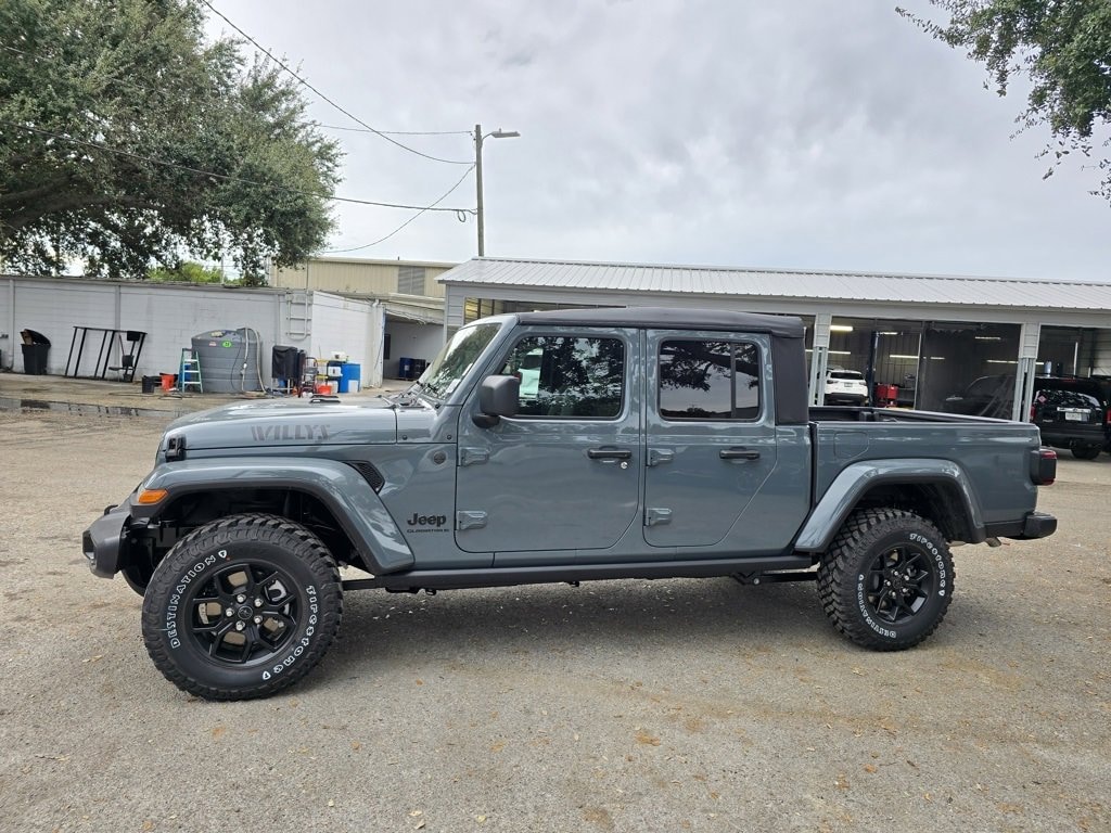 New 2026 Jeep Gladiator WILLYS 4X4 Pickup