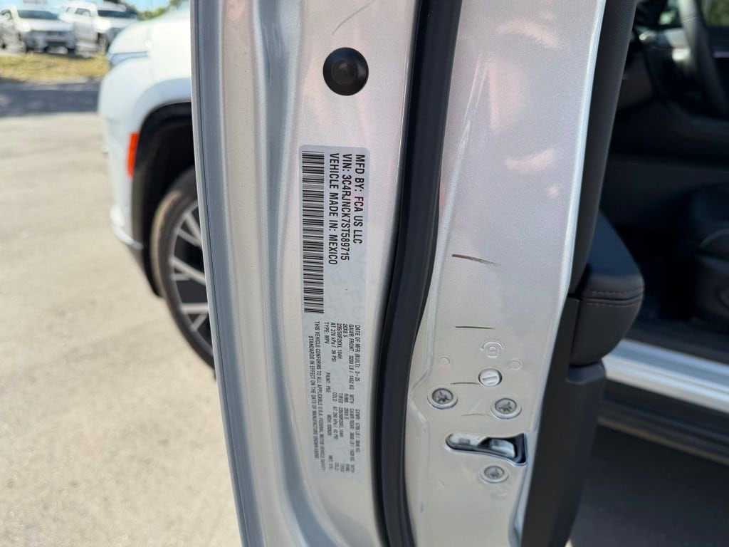 2025 Jeep Wagoneer S Limited - Photo 15