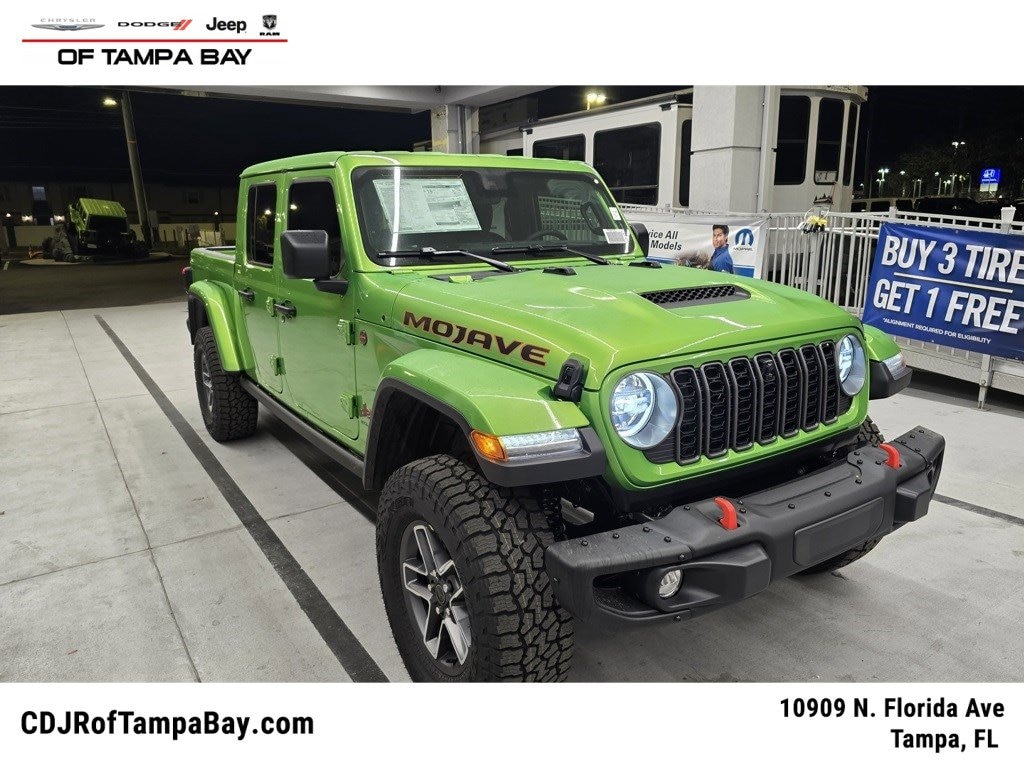 New 2025 Jeep Gladiator MOJAVE X 4X4 Pickup