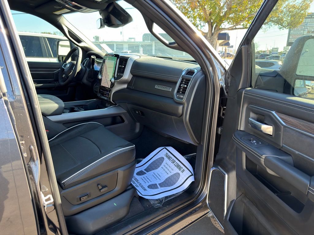 2025 RAM 2500 Laramie - Photo 33