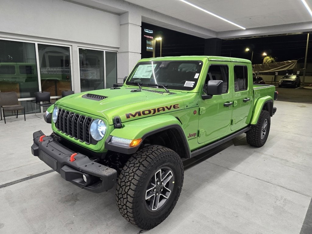 New 2025 Jeep Gladiator MOJAVE X 4X4 Pickup