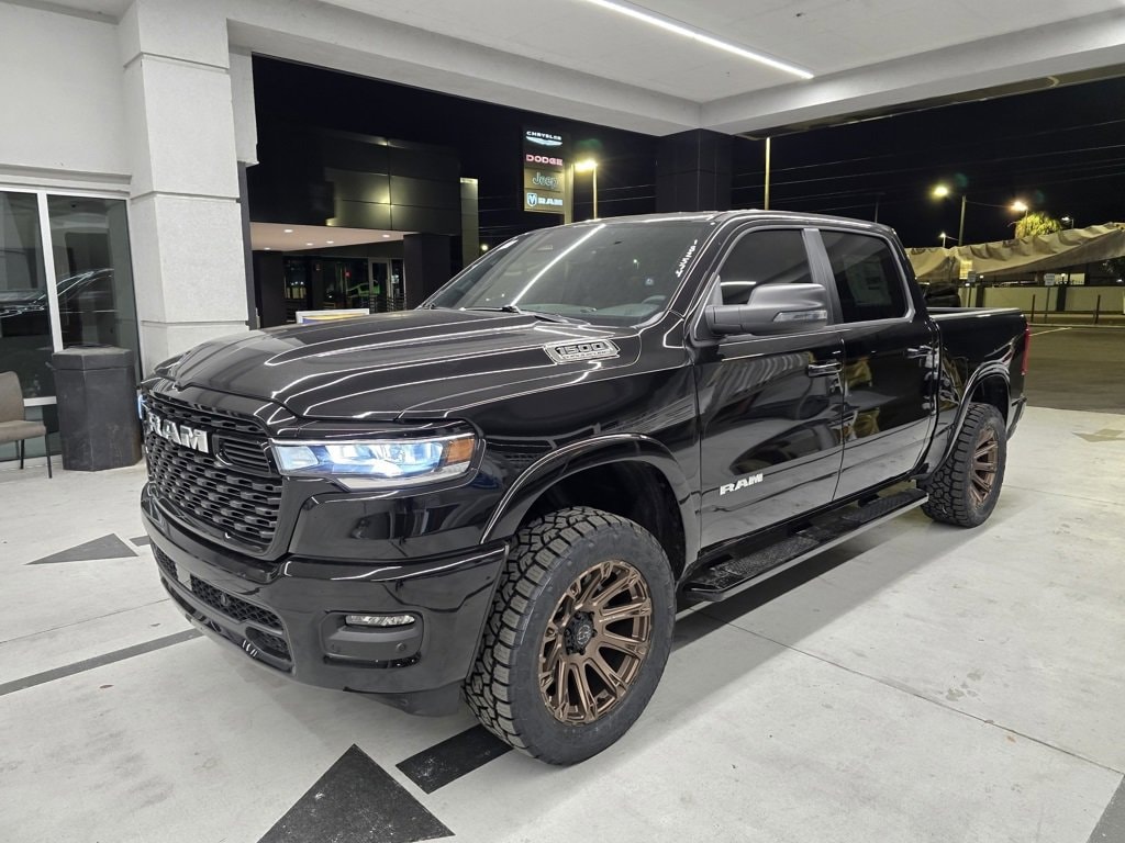 New 2026 Ram 1500 BIG HORN CREW CAB 4X4 5'7 BOX Pickup