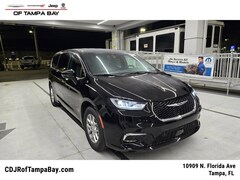 2026 Chrysler Pacifica SELECT Passenger Van
