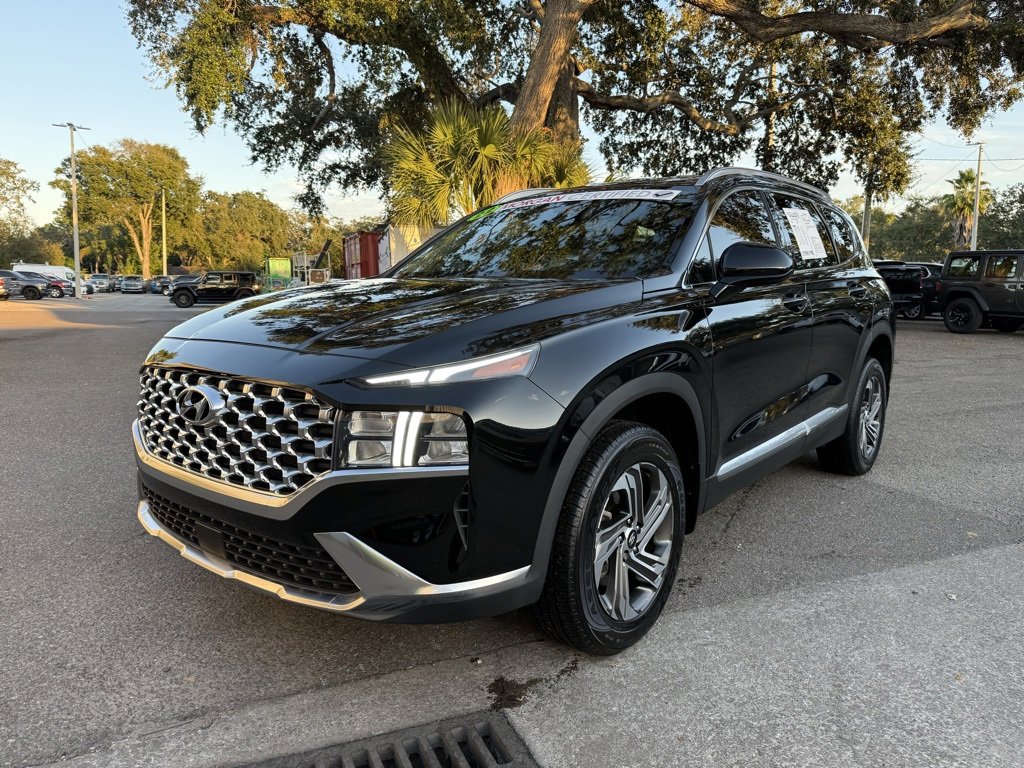 2022 Hyundai Santa Fe SEL photo 2