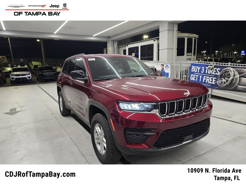 2025 Jeep Grand Cherokee Laredo's photo