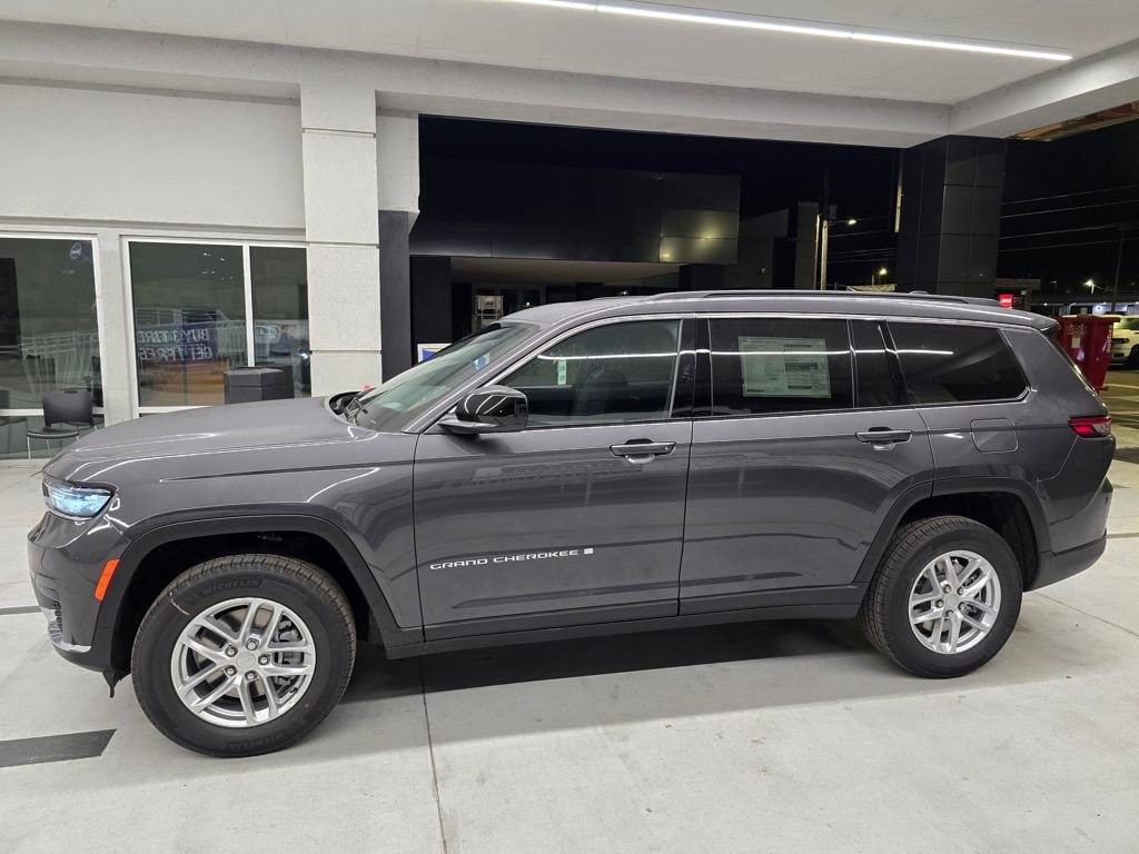 New 2025 Jeep Grand Cherokee L LAREDO X 4X2 Sport Utility