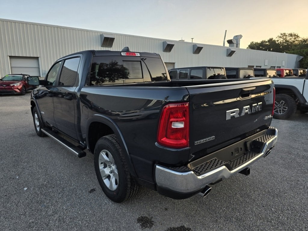New 2026 Ram 1500 BIG HORN CREW CAB 4X4 5'7 BOX Pickup