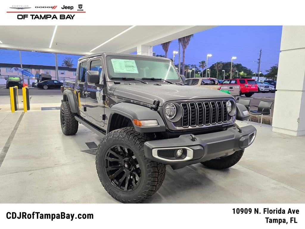 2026 Jeep Gladiator Sport Auto's photo