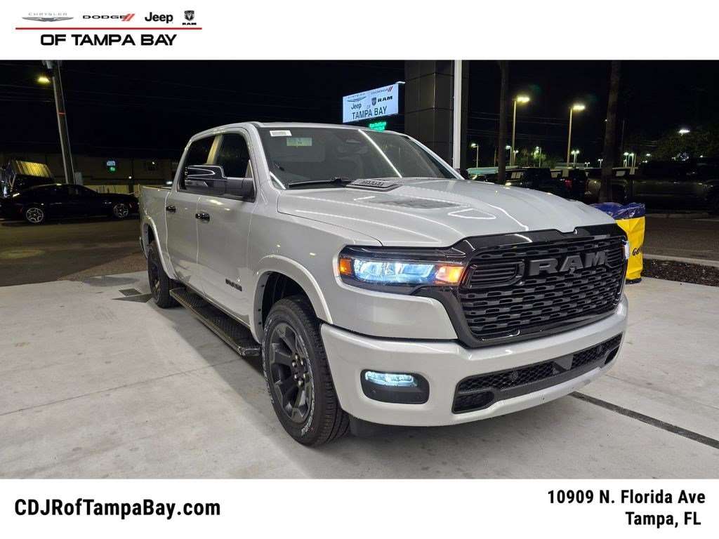 New 2026 Ram 1500 BIG HORN CREW CAB 4X4 5'7 BOX Pickup