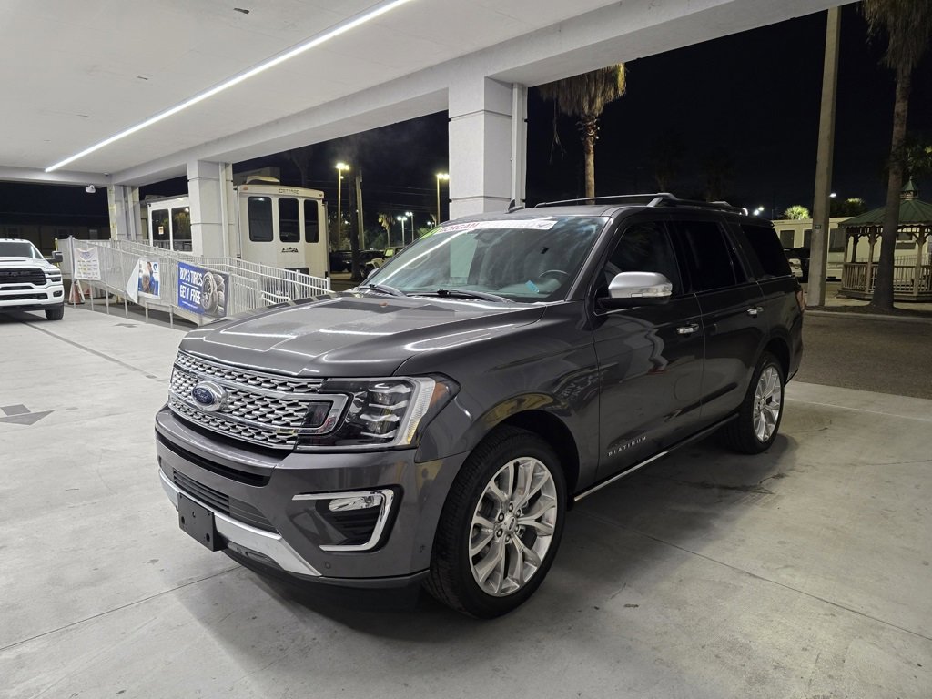 2019 Ford Expedition Platinum photo 2