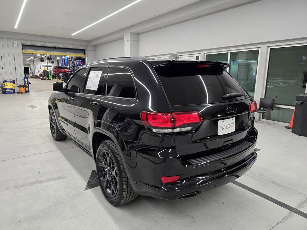 2021 Jeep Grand Cherokee Limited photo 2