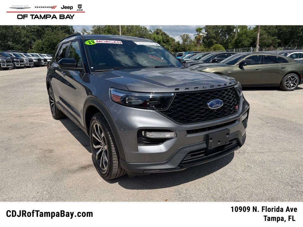 2022 Ford Explorer ST 4WD's photo
