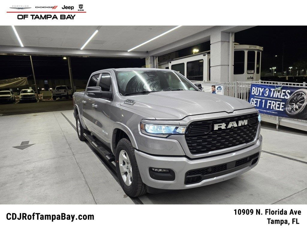 New 2026 Ram 1500 BIG HORN CREW CAB 4X4 5'7 BOX Pickup