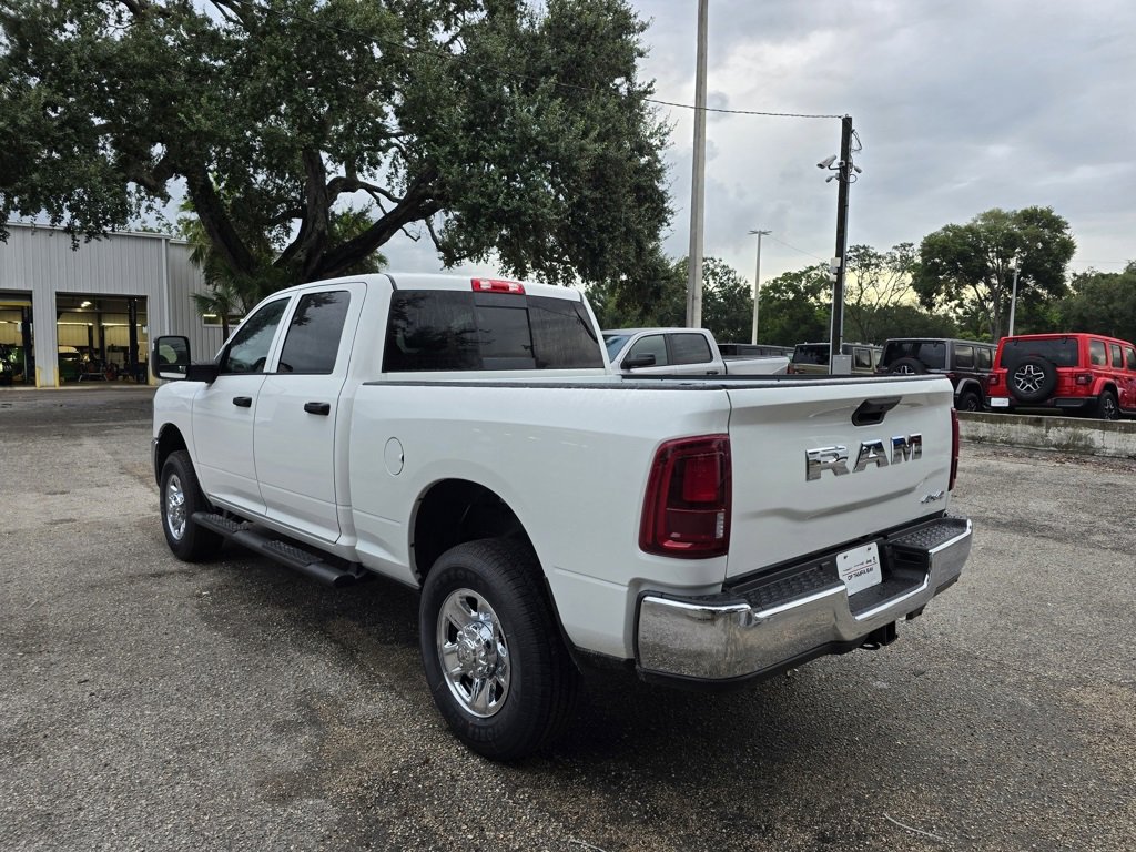 2026 Ram 2500 Tradesman photo 4