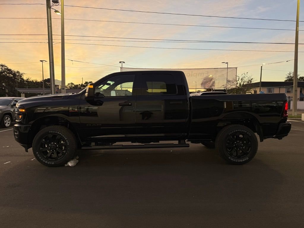New 2026 Ram 2500 BIG HORN CREW CAB 4X4 6'4 BOX Pickup