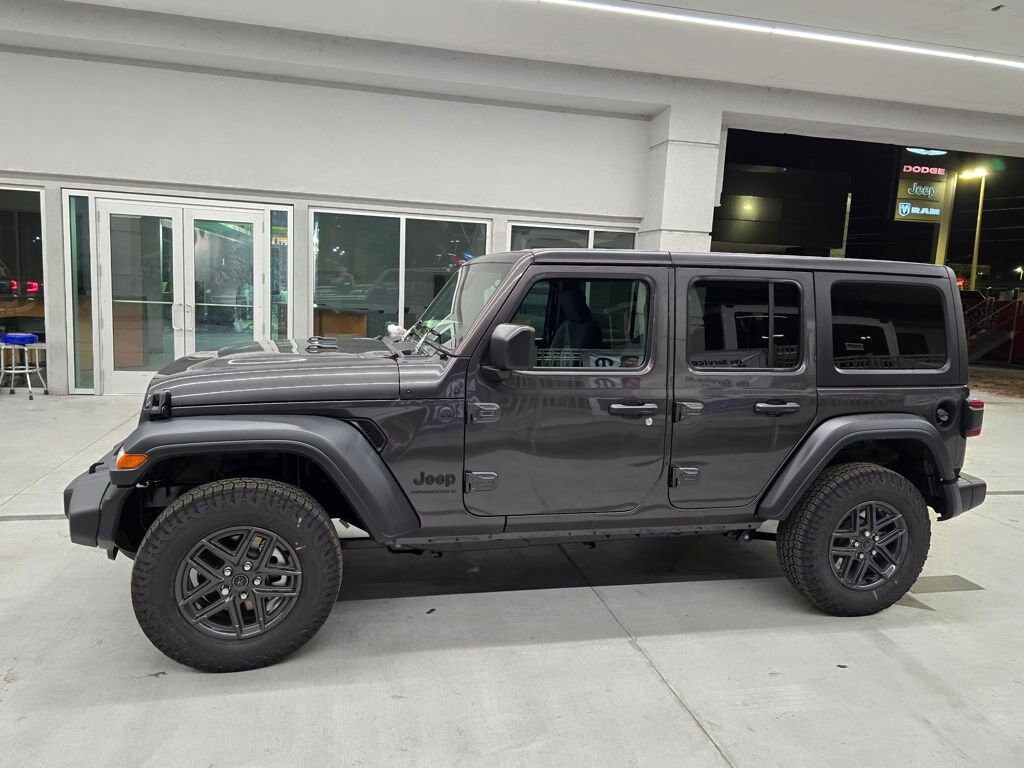 New 2025 Jeep Wrangler 4-DOOR SPORT S Sport Utility