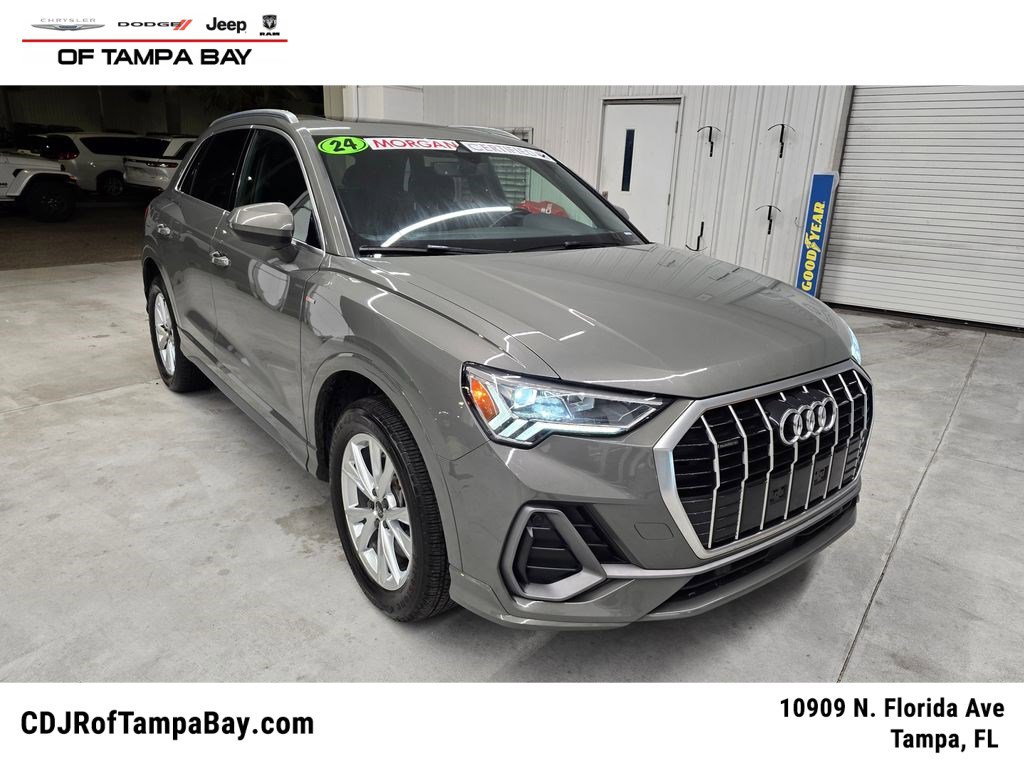 2024 Audi Q3 45 TFSI S Line Premium quattro's photo