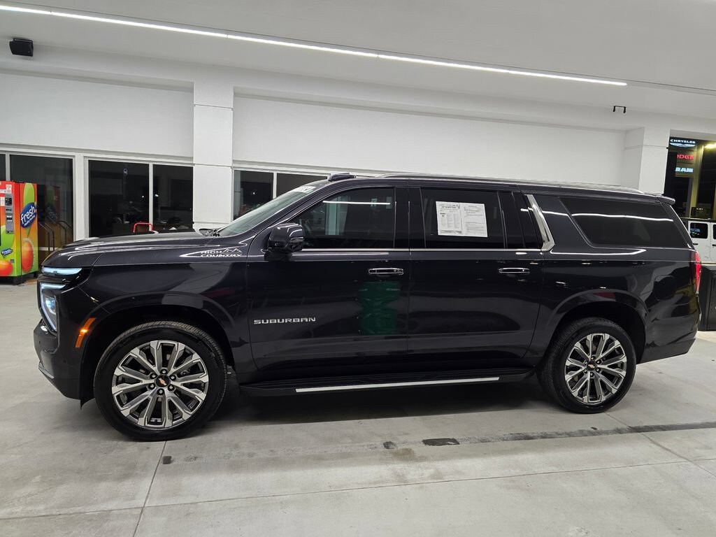 Used 2025 Chevrolet Suburban High Country 2WD High Country