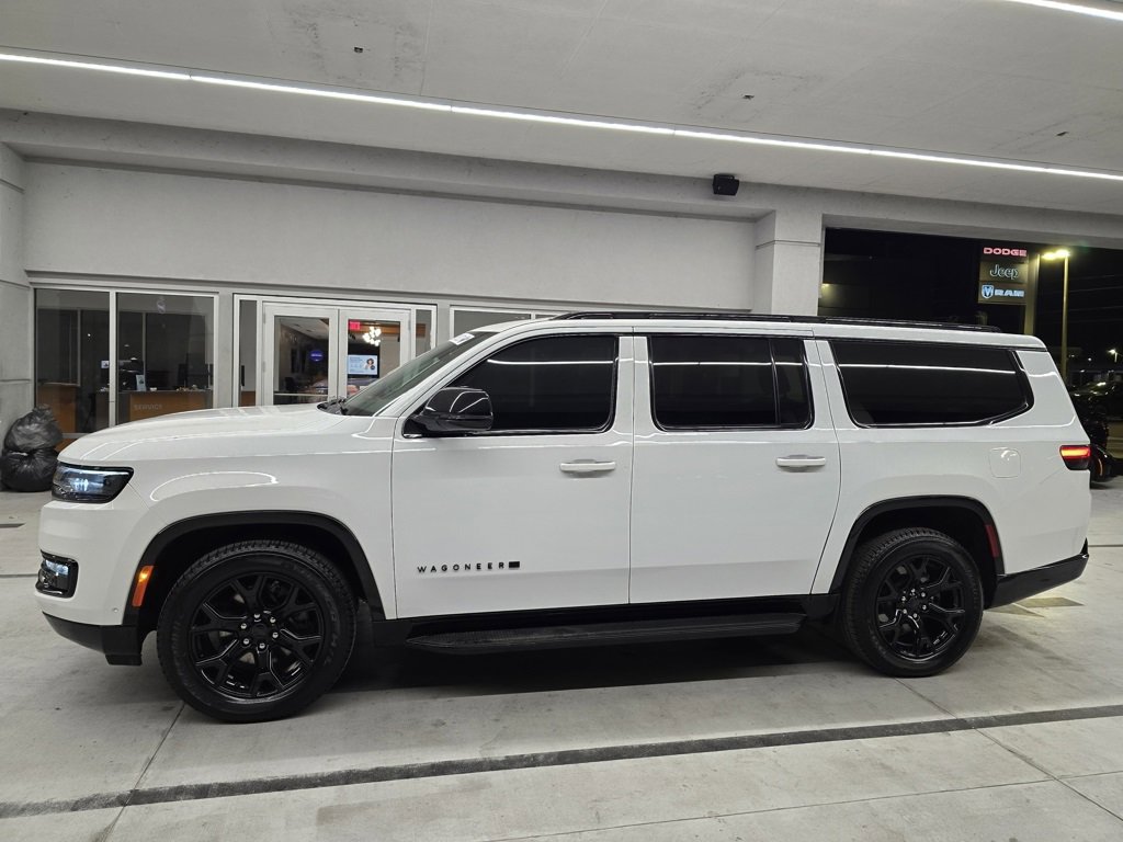 2025 Jeep Wagoneer L Series II Carbide photo 3