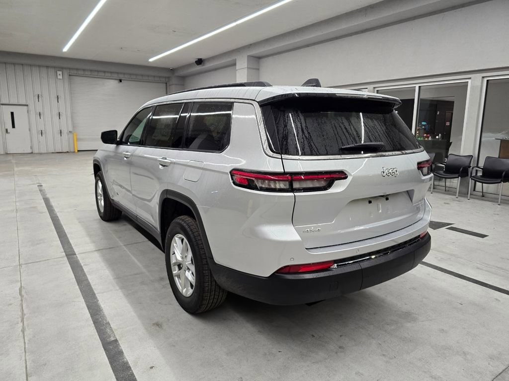 New 2025 Jeep Grand Cherokee L LAREDO 4X4 Sport Utility