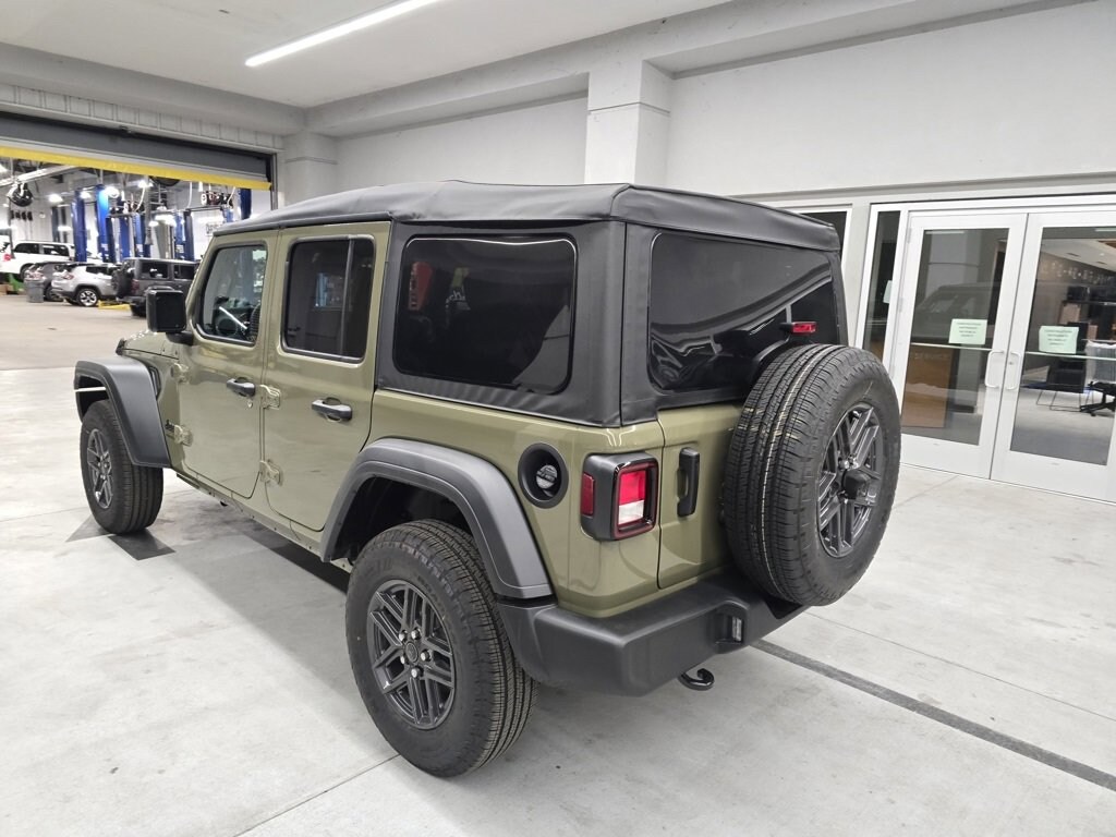 New 2026 Jeep Wrangler 4-DOOR SPORT S Sport Utility