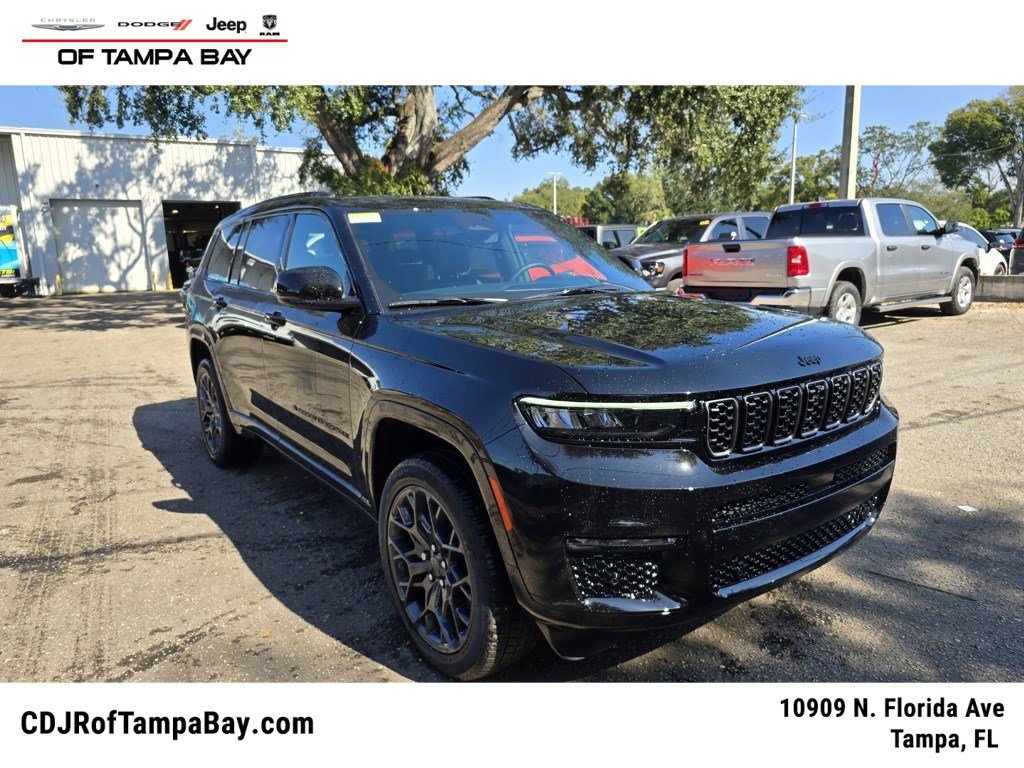 2025 Jeep Grand Cherokee L Summit's photo